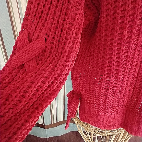 Sweater 🌈Lush fluffy soft knit sweater - Picture 5 of 9